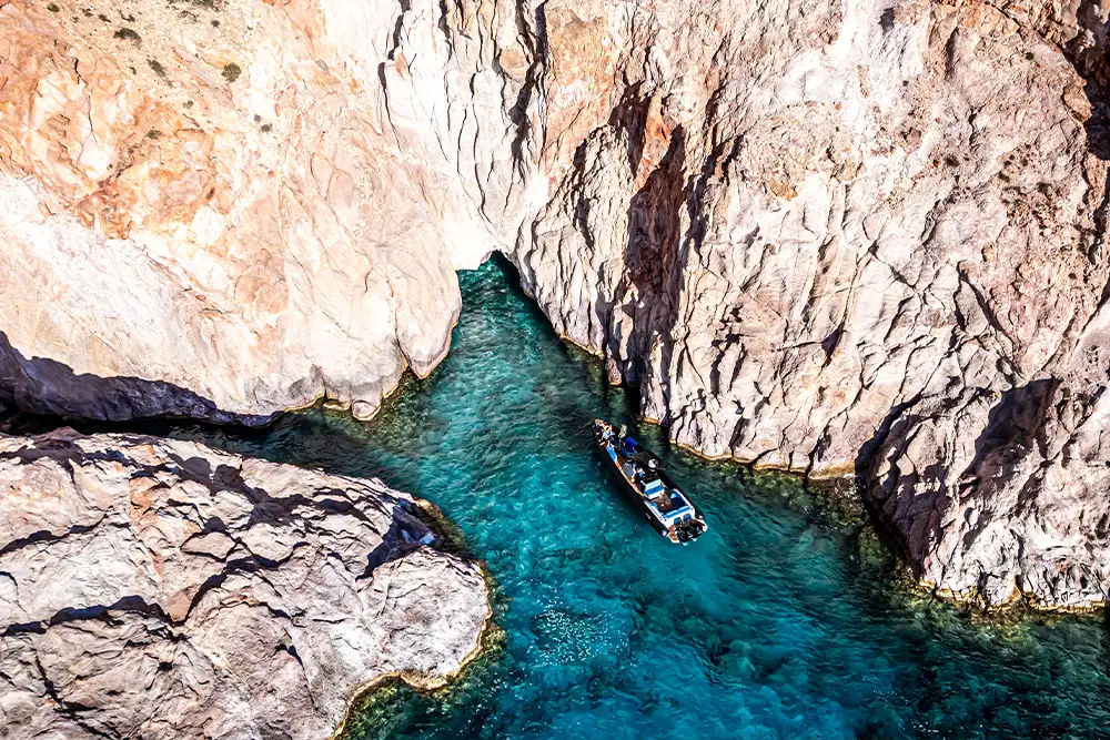 Salty Rides - Included Amenities, Digital Fun